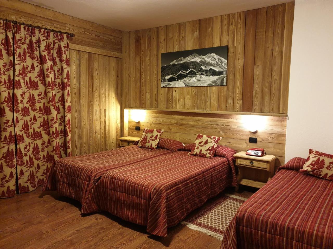 Hotel Rendez-Vous - Aymavilles מראה חיצוני תמונה