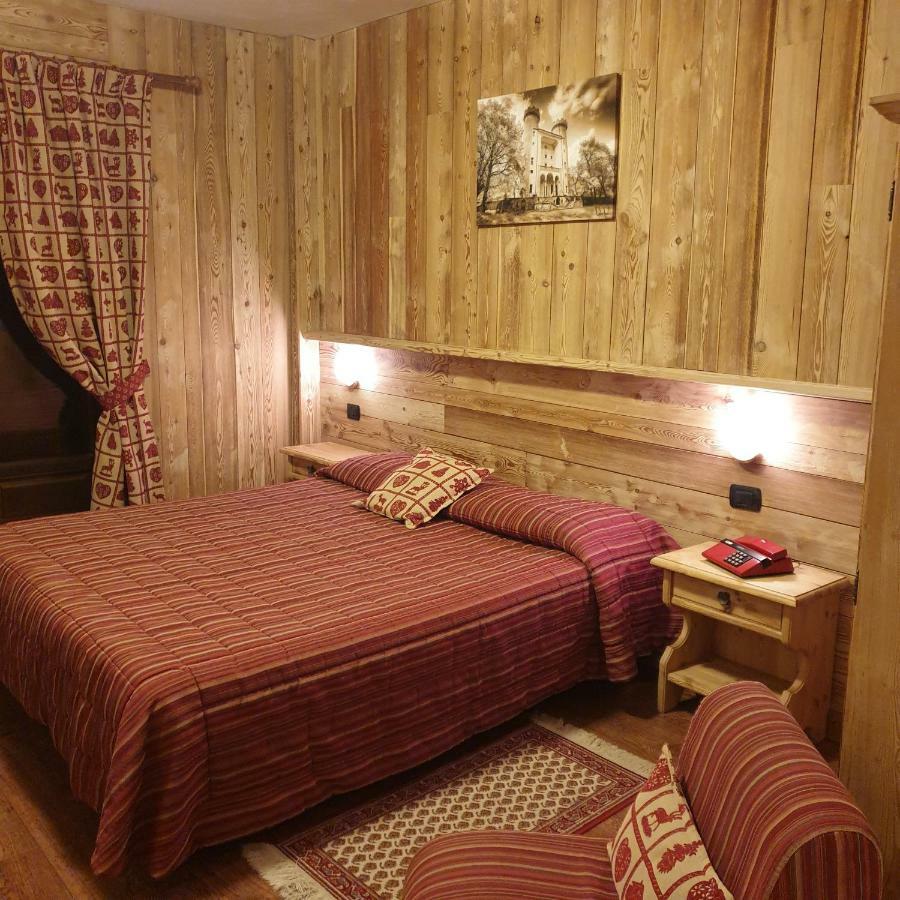 Hotel Rendez-Vous - Aymavilles מראה חיצוני תמונה